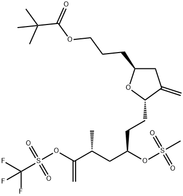 3-((2S,5S)-5-((3R,5R)-5-Metil-3-((metilsulfonil)oksi)-6-(((trifluorometil)sulfonil)oksi)hept-6-ms-1- yl)-4-methylenetetrahydrofuran-2-yl)propil pivalat